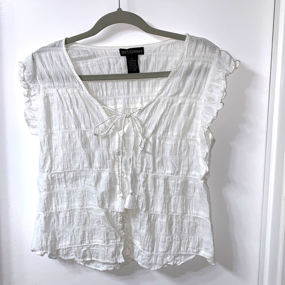 Lightweight women’s top